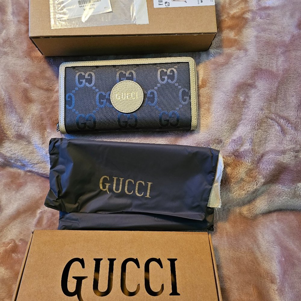 ***NEW***GUCCI Off The Grid Wallet (Gray)